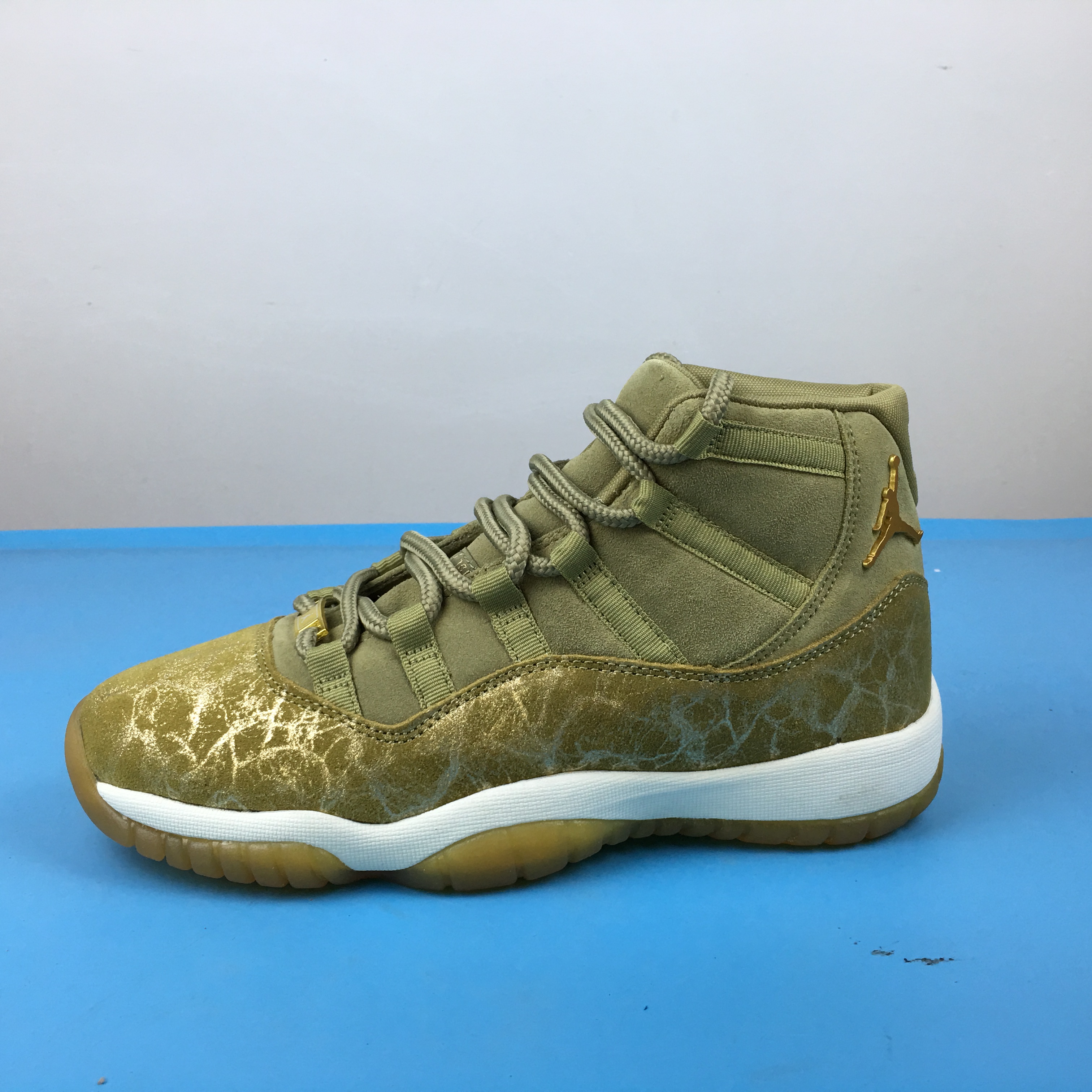 Air Jordan 11 Neutral Olive Shoes - Click Image to Close